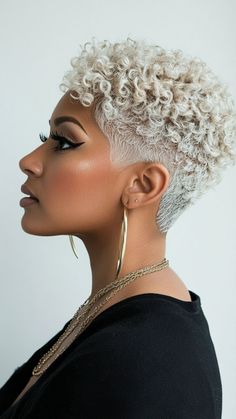 Tapered Twa Hairstyles, Short Twa Hairstyles, Curly Hairstyles For Round Faces, Curly Faux Hawk, Tapered Twa, Natural Hair Haircuts, Teeny Weeny Afro, Layered Curls, Light Pink Hair