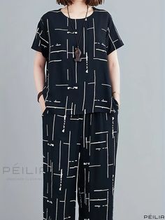 Peilia - Two-Piece Set of Womens Plus-Size Casual Outfits with Stripe Print Short-Sleeved Round Neck Tee and Pants Printed Black Sets For Spring, Casual Black Pant Set For Spring, Black Printed Sets For Spring, Black Short Sleeve Sets For Spring, Casual White Short Sleeve Pant Set, Black Relaxed Fit Short Sleeve Set, Printed Short Sleeve Loungewear Set, Casual Striped Short Sleeve Sets, Black Printed Short Sleeve Sets