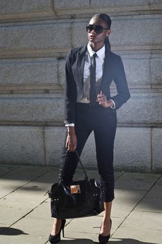 Template For Project, Stylish Black Women, Internet World, Menswear Women, Time Management Techniques, Tomboy Chic, Black Dating, Pant Suits, Professional Wardrobe