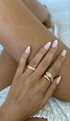 Nail Jewelry, Nagel Inspo, Neutral Nails, Classy Nails, Fire Nails, Chic Nails, Cute Acrylic Nails, Almond Nails, Trendy Nails