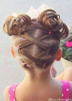 Mooie staartjes Girls Hairdos, Double Buns, Gymnastics Hair, Girl Hair Dos, Toddler Hairstyles Girl, Pigtail Braids, Pigtail Hairstyles