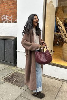 Monikh Style, Monikh Dale Style, Monikh Dale, Emma Style, Cute Thanksgiving Outfits, Baggy Jean, Thanksgiving Outfits, Modest Fits, Cold Weather Fashion