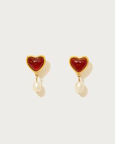 Carnelian Stone Pearl Earrings | En Route Jewelry Gold Carnelian Gemstone Earrings, Gold Carnelian Jewelry With Polished Finish, Sweet Alyssum, En Route Jewelry, Carnelian Earrings, Chakra Racine, Carnelian Stone, Pearl Flower, Root Chakra