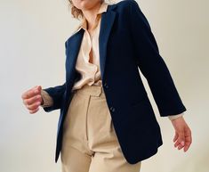 Blue Wool Blazer Women Outfit, Blue Shirt Women, Navy Trench Coat, Navy Coat, Work Clothing, Brown Blazer, Navy Blue Blazer, Inspiring Women, Grey Blazer