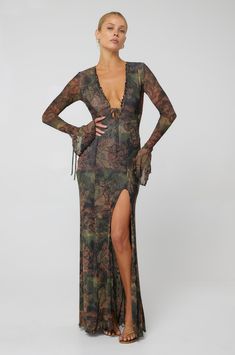 This is an image of Lennon Maxi Dress in Autumn - RESA featuring a model wearing the dress Dress In Autumn, Winter Wedding Guest Dress, Formal Dresses With Sleeves, Future Wardrobe, Spring Capsule Wardrobe, Guest Attire, Western Chic, Wedding Attire Guest, Cocktail Attire