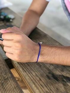 Blue Cord Bracelet Beach Style Mens Adjustable Surfer String Women Gift Minimal | eBay #bluebracelet #adjustablebracelet #surfercord #bluestring #waterproofbracelet Minimalist Bracelets, Bracelet Boyfriend, Kabbalah Bracelet, Mens Bracelet Black, Bracelet Cord, Gifts For Surfers, Surfer Bracelets, Red String Bracelet, Surfer Necklace