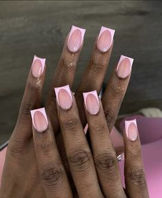 Pink Powder Acrylic Nails, December Gel Nails, Square Acrylic Nails Long, Shelly Duval, Light Pink French Tip, Gel Nails Short, Nails Short Square, December Nails