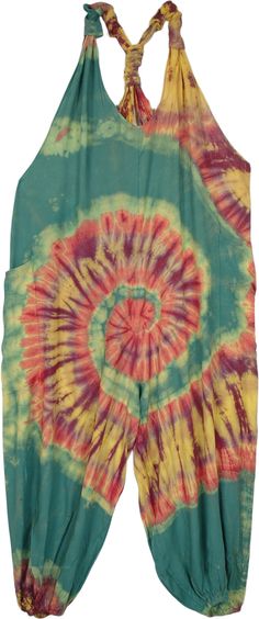 Hippie Outfit Inspo, Funky Crafts, Boho Hippie Outfits, Lake Wear, Unique Jumpsuits, Small Utility, 70 Outfits, Tie Dye Tapestry, Yoga Beach