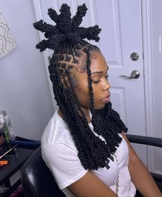 Barbie Ponytails, Loc Knots, Knot Hairstyles, Barbie Ponytail, Soft Locs, Braided Cornrow Hairstyles