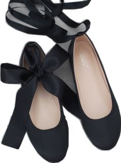 Elegant Lace-up Party Flats, Chic Round Toe Flats With Laces, Spring Ballet Flats With Laces And Round Toe, Elegant Lace-up Ballet Flats, Elegant Lace-up Ballet Flats For Party, Elegant Closed Toe Ballet Flats With Laces, Elegant Closed Toe Flats With Laces, Black Wedding Shoes For Spring, Elegant Black Ankle Strap Ballet Flats