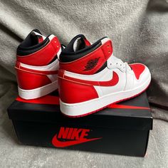 Brand New Size 6 Jordan 1s High Size 8 In Womens Black, Red, And White Retro High Og Colorway Still In Box Jordan 1s High, Jordan Red, Jordan 1s, Kids Jordans, Newest Jordans, Shoes Brand, Jordan Shoes, Shoe Brands, Kids Shoes