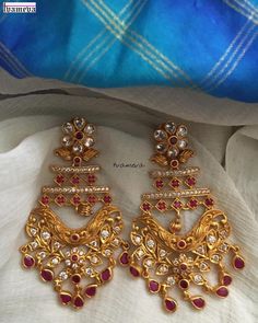 Jewellry Box, Desi Jewelry, Jewel Drawing, Gold Earrings Indian, Saree Jewellery, Heritage Jewellery