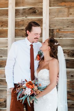 Believe it or not, you can get married underneath stained glass while not tying the knot in a historic house of worship or cathedral church. Sitting in front of gorgeous mountains and a cholla cactus field, this stained glass arch can bring your western daydreams to life. A picturesque and unique backdrop your friends and family will simply adore. You and your guests will enjoy exploring this property and all the fun quirks it has to offer. Stained Glass Arch, Unique Backdrop, Canyon Elopement, Cholla Cactus, Micro Weddings, Historic House, Valley Of Fire, Cathedral Church