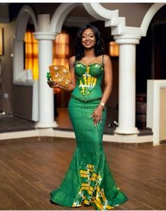 Ghana Engagement, Corset Ankara, Prom Dress African, Long Fitted Skirt, African Traditional Wedding Dress, Traditional Engagement, African Prom Dresses