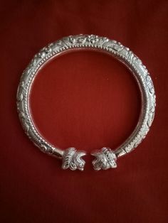 Silver Kada For Men Indian, Chandi Kada For Men, God Jewellery, West Indian Bangles, Royal Marriage, Indian Bangles, Silver Cuff Bangle