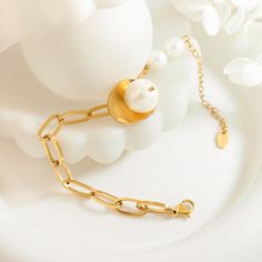 Style: Female Material: Titanium Steel, Imitation Pearl Pearl Type: Uncultured Pearl Color: White Pearl Shape: Round Bracelet Length: 15+5cm Charm Bracelet Gold, Pearl Charm Bracelet, Round Bracelet, Gold Charm Bracelet, Pearl Types, Pearl Charms, Bracelet Gold, Pearl Color, Pearl Ring