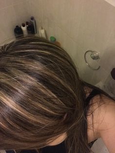 Highlights For Wavy Hair, Micro Highlights On Dark Hair, Micro Highlights, Highlights On Dark Hair, Highlights Curly Hair, Beauty Hair Color