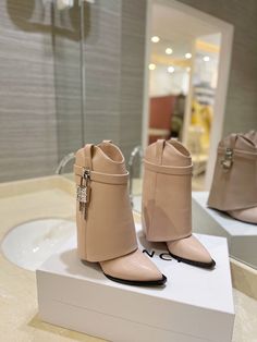 Size: 35-47 It comes with Dust box, Care manual, Tag, and Paper bag.Size Guide: Beige Givenchy Boots, Greek Fashion, Size Guide, Paper Bag, Things To Come