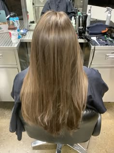 Babylights Blonde On Brown Hair, Dirty Brown Hair, Lighter Brown Hair Color, Lighter Brown Hair, Brown Hair Inspiration, Bronde Hair