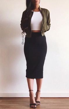 Fall Night Outfit, Skirt Diy, Pencil Skirt Outfits, Chique Outfits, Pastel Outfit, Date Dresses, Night Out Outfit, Date Outfits, Outfits Casual