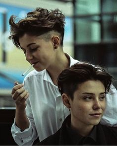 lookboyish tomboy tomboystyle tomboylook tomboyfashion tomboygirl androgynousboyish boyishgirl Androgynous Hair, Tomboy Hairstyles, Hair Pixie, Shot Hair Styles, Hair Reference, Medium Hair Cuts, Grunge Hair, Indian Hairstyles, Pixie Hairstyles