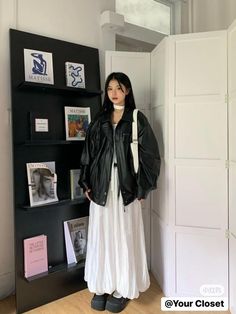 Asian Womens Fashion, Japan Outfits, White Skirt Outfits, White Dress Outfit, Japan Outfit, Everyday Fashion Outfits, Leather Jacket Outfits, Where To Shop, Shopping Tips