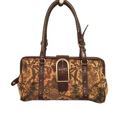 This is a quaint vintage purse! Perfect for the lover of an era when tapestry purses were appreciated! It has a metal frame top. Trimmed in brown faux reptile around the top of the purse, along with the handles, and strap over the top which also has an antique bronze buckle with a magnetic snap underneath it. The underside of the purse also has the brown faux reptile "leather".  Shockingly, the interior  lining is turquoise! WOW!!  It has two inner pockets on one side and a zipper pocket on the Brown Tapestry, Burberry Fragrance, Orange Tote Bags, Victoria Secret Tote Bags, The Lover, Brown Tote, Vintage Purse, Reusable Shopping Bags, Over The Top