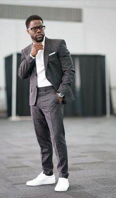 Men In Suits With Sneakers, Men Suit With Sneakers Mens Fashion, Suits With Sneakers Mens, Suit And Sneakers Men Outfits, Suit With Sneakers Mens, White Sneakers Men Outfit, Sneakers Men Outfit, Social Outfits