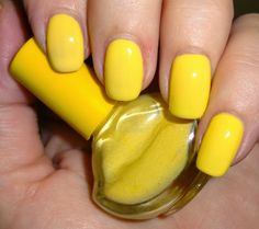 Wendy's Delights: Born Pretty Store Lip Shaped Nail Polish Bottle - Yellow FREE SHIPPING & 10% DISCOUNT CODE HXBQ10 @BornPrettyStoreDaisy Nail Polish Bottle, Nail Polish Bottles, Lip Shapes, I Love Nails, Hot Nails, Fancy Nails, Shades Of Yellow, Nail Art Diy