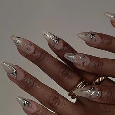 Silver French Manicure, Chrome Designs, Metallic Nails, Dark Nails, Manicure E Pedicure