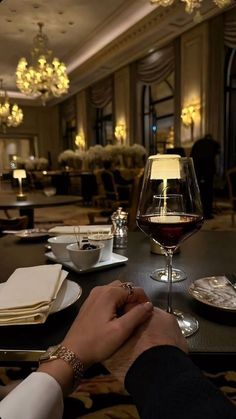 Couple Riche, Portret Feminin, Rich Couple, Luxury Couple, Vision Board Photos, Classy Couple, Luxury Lifestyle Dreams, Future Lifestyle, Rich Life