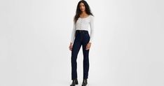 An ultra-high rise meets a modern bootcut leg. We designed these easy-to-wear 725 high-rise bootcut jeans with a fashion-forward rise, slim leg and subtle bootcut at... High Rise Straight Fit Flare Jeans For Fall, Levi's High-waist Flare Jeans, Trendy Levi's Straight Bottoms, Trendy Straight Levi's Bottoms, Trendy Fall Flare Jeans In Straight Fit, Chic Straight Bottoms For Fall, Elegant Flare Jeans For Work, Levi's High Waist Flare Jeans For Fall, Straight Fitted Jeans For Fall