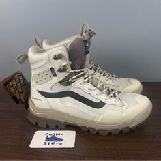 Brand New. Never Worn. No Box . I Carefully Package And Ship Immediately. Let Me Know If You Have Any Questions. Men’s Sz 8 Fit Woman’s Sz 9.5 Ship Same Or Next Business Day! 100% Authentic! Touch The Follow Bottom To Get Updated Every Day About New Deals. Casual White Lace-up Hiking Boots, White Boots With Vibram Sole For Streetwear, White Low-top Winter Boots, White Boots With Rubber Sole For Streetwear, White Lace-up Waterproof Boots For Outdoor Activities, White High Ankle Outdoor Boots, White Ankle Boots For Outdoor, White High Ankle Boots For Outdoor, White Lug Sole Boots For Streetwear