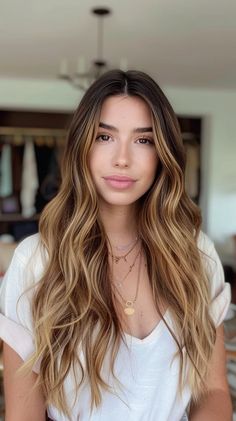 30 Stunning Sunkissed Brunette Hair Ideas To Revamp Your Hair Sunkissed Hair Highlights, Copper Blonde Balayage, Auburn Blonde Hair, August Ideas