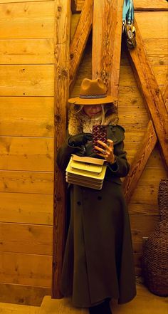 fall outfit Hunting Outfits, Winter Hat Outfit, Aw Style, British Country Style, Mountain Outfit, Country Attire, Fall Closet, Looks Country, Snow Outfit