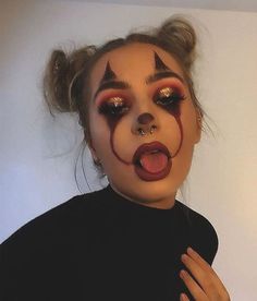 Spooky Halloween Makeup, Makeup Zombie, Halloween Makeup Clown, Halloweenský Makeup, Halloween Make-up Looks, Uhyggelig Halloween, Holloween Makeup, Cute Halloween Makeup, Halloween Coustumes