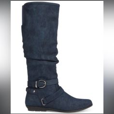 Cliff By White Mountain Women’s Size 5 M Navy Suede Smooth Boots New In The Box Blue Suede Boots, Mountain Shoes, White Mountain Shoes, White Mountain, Blue Suede, Suede Booties, Suede Boots, Faux Suede, Riding Boots