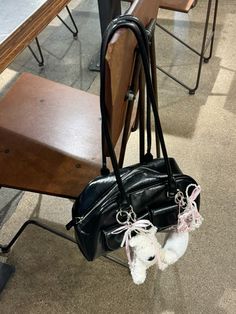 Korean Street Fashion, Cute Bag, South Korea, Travel Bags, Mini Bag, Leather Bag, Korean Fashion, Bag Accessories, Travel Bag