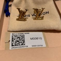 Authentic. Great Condition. I’ve Only Worn It 2x. Luxury Yellow Gold Clip-on Earrings For Anniversary, Luxury Tarnish-resistant Yellow Gold Clip-on Earrings, Louis Vuitton Stud Earrings, Louis Vuitton Earrings Studs, Louis Vuitton Essential V Earrings, Louis Vuitton Accessories, Gold Earrings, Louis Vuitton, Women Accessories