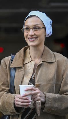 2000s Glasses, Bella Hadid Photos, Isabella Hadid, Humanitarian Aid, Bella Hadid Outfits, Bella Hadid Style, Hadid Style