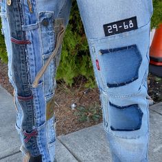 Ripped Blue Recycled Denim Bottoms, Blue Denim Patchwork Cargo Jeans, Urban Ripped Recycled Denim Bottoms, Kurt Cobain Patched Jeans, Military Style Cargo Jeans With Patch Pockets For Streetwear, Levi Jeans, Fashion Photography, Fashion Blogger