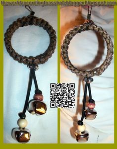 two pictures of the same bracelet with different beads on it and a qr code