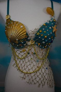 Mermaid Top Costume, Mermaid Shell Top, Siren Costume, Seashell Bra, Mermaid Halloween Costumes, Shell Bra, Costume Bra, Mermaid Parade