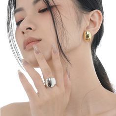 Heritage of Vintage Portraiture Crafted with exquisite workmanship, the "Timeless Imprint S925 Sterling Silver Irregular Portrait Ring" embodies the essence of vintage Thai silver. Each ring is a profound homage to history, with the Thai silver portrait design not only conveying ancient wisdom but also signifying a pursuit of exceptional personality and taste. Specifications: Size: Adjustable Materials: 925 Silver Color: Platinum, 18K Gold Elegant Sterling Silver Dome Ring With Polished Finish, White Gold Dome Ring For Anniversary, Silver Tarnish Resistant Dome Ring, Silver Tarnish-resistant Dome Ring, Elegant Silver Sterling Silver Signet Ring, White Gold Dome Ring With Open Design, Classic Sterling Silver Dome Ring In Silver, Timeless Silver Dome Ring, Sterling Silver Tarnish-resistant Dome Ring For Anniversary