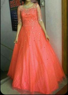 Simple Anarkali, Frocks And Gowns, Gown Party Wear, Long Gown Design, Frock For Women, Long Gown Dress, Long Dress Design, Indian Gowns Dresses, Indian Gowns