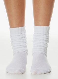 BEST-EVER SLOUCHY CREW SOCK | Aritzia