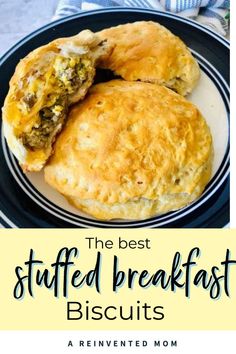 Stuffed breakfast biscuits. Breakfast Bomb recipe. Grand Biscuit Recipes, Breakfast Biscuit Recipe, Biscuits Breakfast, Frozen Biscuits, Pillsbury Grands, Sausage Biscuits, Easy Breakfast Recipe, Breakfast Biscuits, Breakfast Casserole Easy