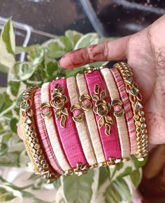 Diy Hair Accessories Beads, Thread Bangles Design, Bangles Diy, Kundan Bangles, Silk Jewelry, Silk Thread Jewelry, Silk Thread Bangles