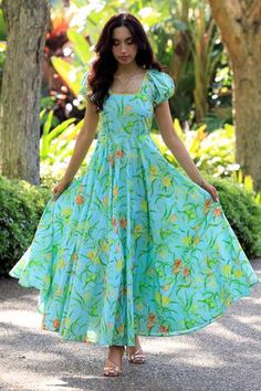 Shop for Sruti Dalmia Green Viscose Kaner Print Dress for Women Online at Aza Fashions Viscose Frock Design, Long Frocks For Women, Long Frock, Frock Patterns, Kurta Neck Design, Viscose Dress, Long Frocks, Frock Design, Bridal Dress