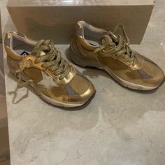 Golden Goose 36 Shoes Tennis, Goose Shoes, Golden Goose Shoes, Golden Goose, Tennis Shoes, Tennis, Size 6, Women Shoes, Women Shopping